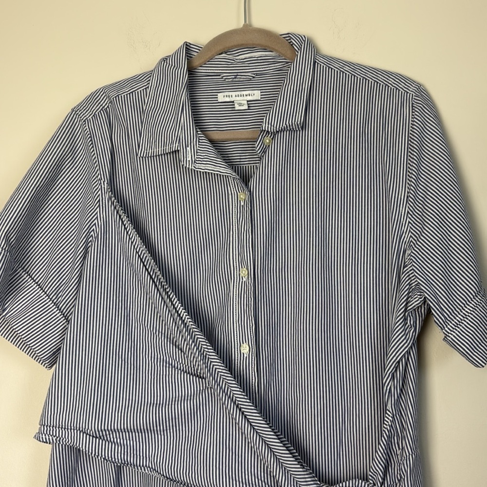 Free Assembly Blue and White Women's Wrap Shirt
Dress with Short Sleeves Size XL - Picture 10 of 13